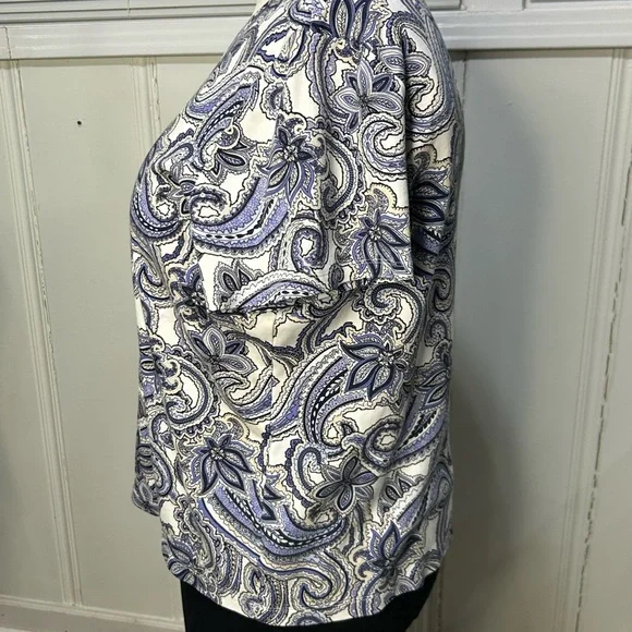 Croft & Barrow 3X Blue Paisley Short Sleeve Top - Picture 2 of 4